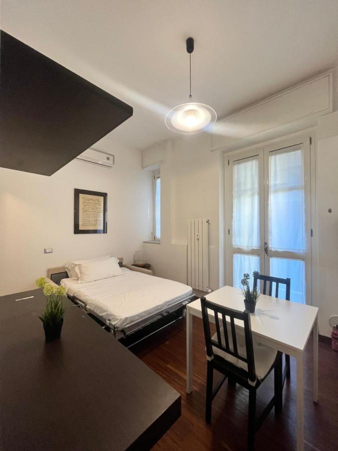 Bocconi Apartment Milão Exterior foto