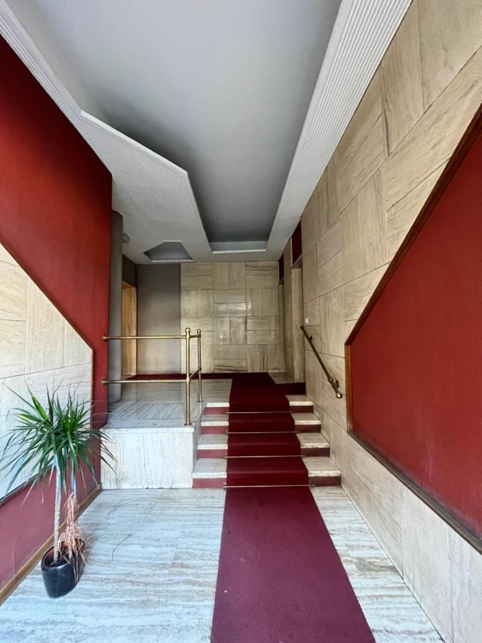Bocconi Apartment Milão Exterior foto